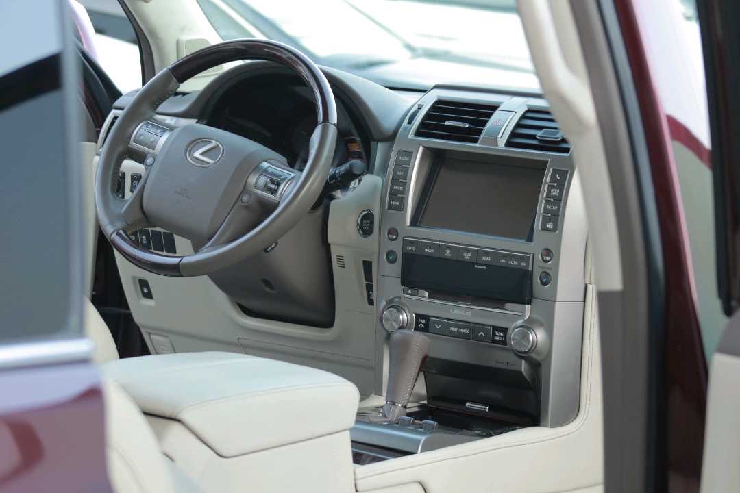 2019 Lexus GX GX 460 thumbnail 9