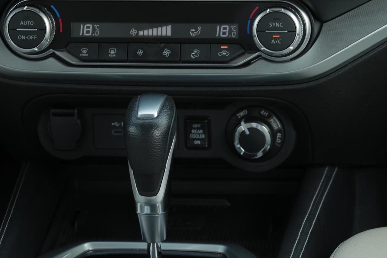 2026 Nissan Xterra X thumbnail 3
