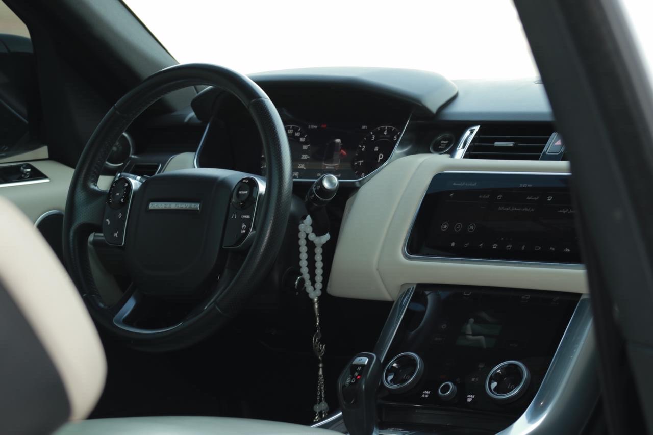 2020 Land Rover Range Rover Sport HSE thumbnail 16