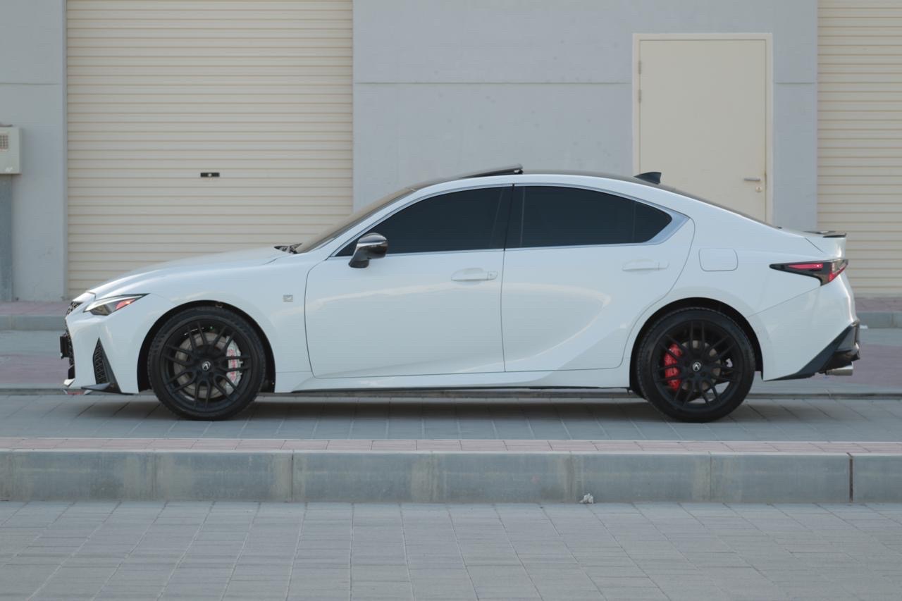 2023 Lexus IS 350 thumbnail 19