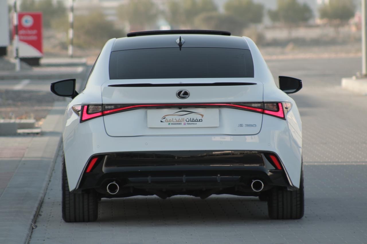 2023 Lexus IS 350 thumbnail 21