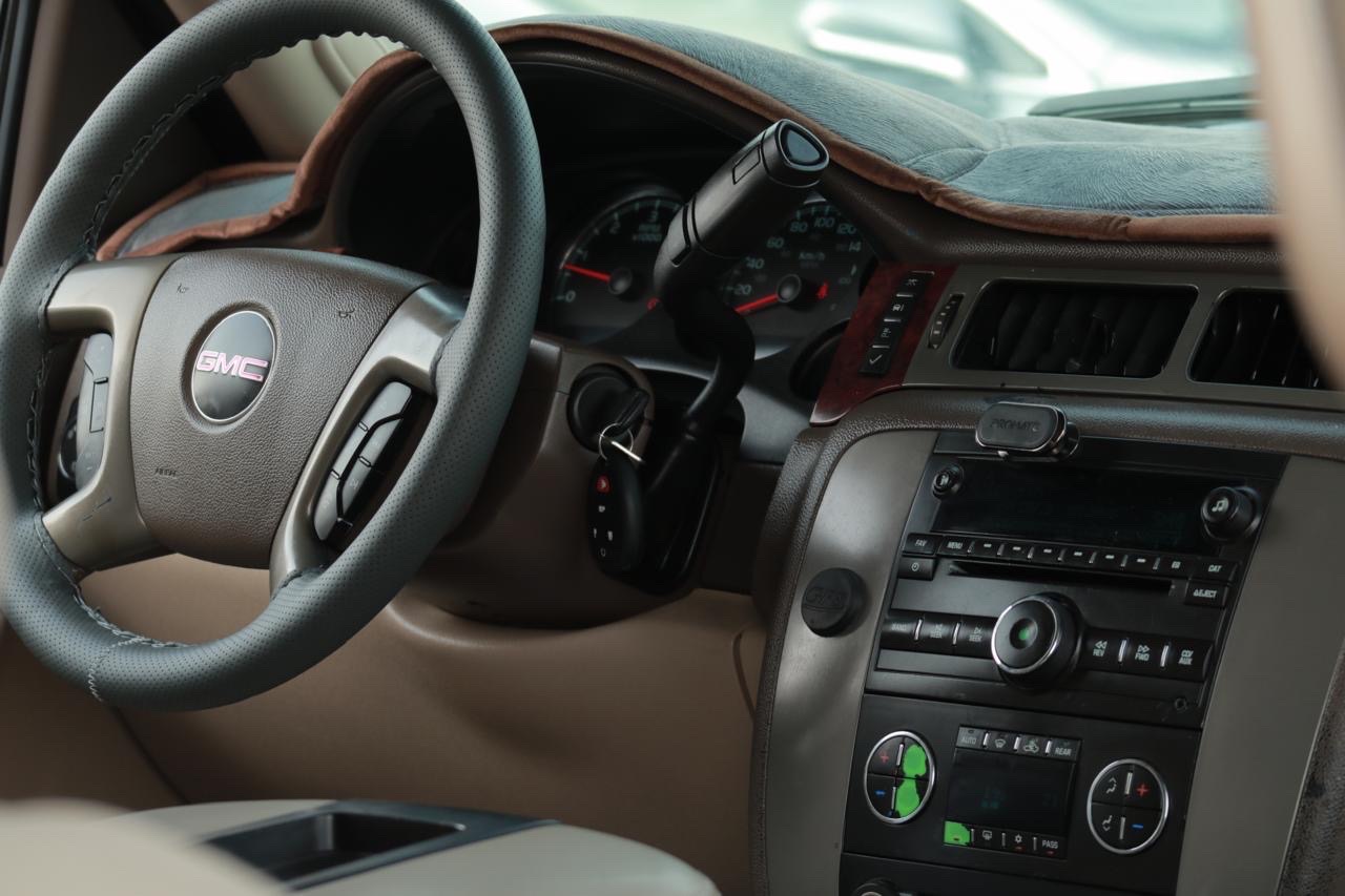 2013 GMC Yukon SLT thumbnail 12