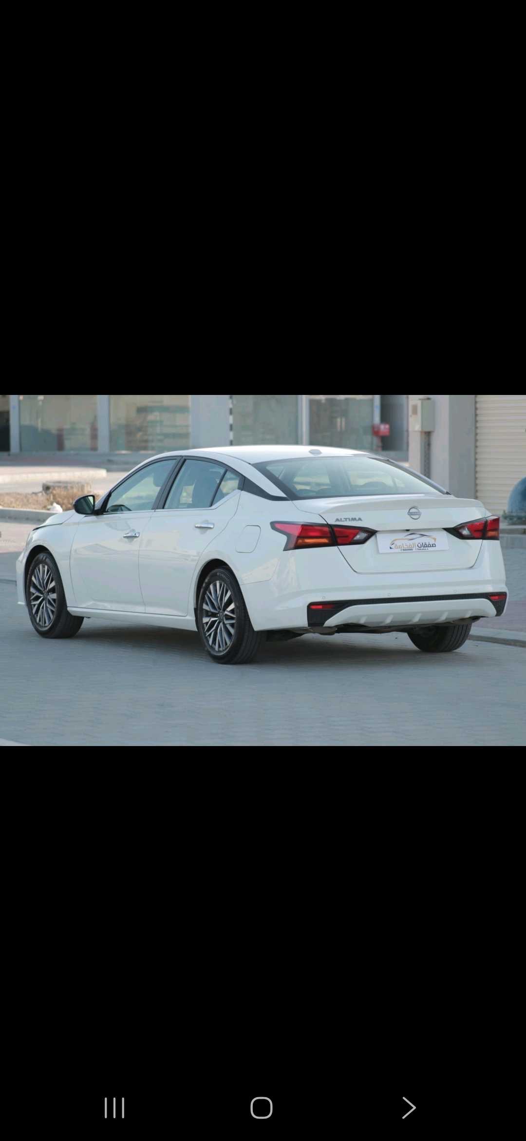 2025 Nissan Altima SV thumbnail 5