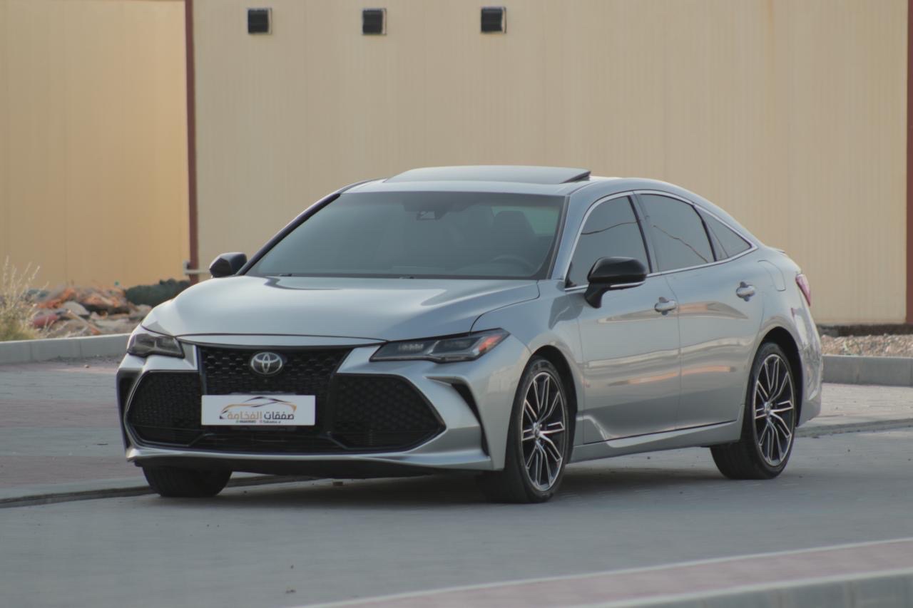 2019 Toyota Avalon Touring thumbnail 4