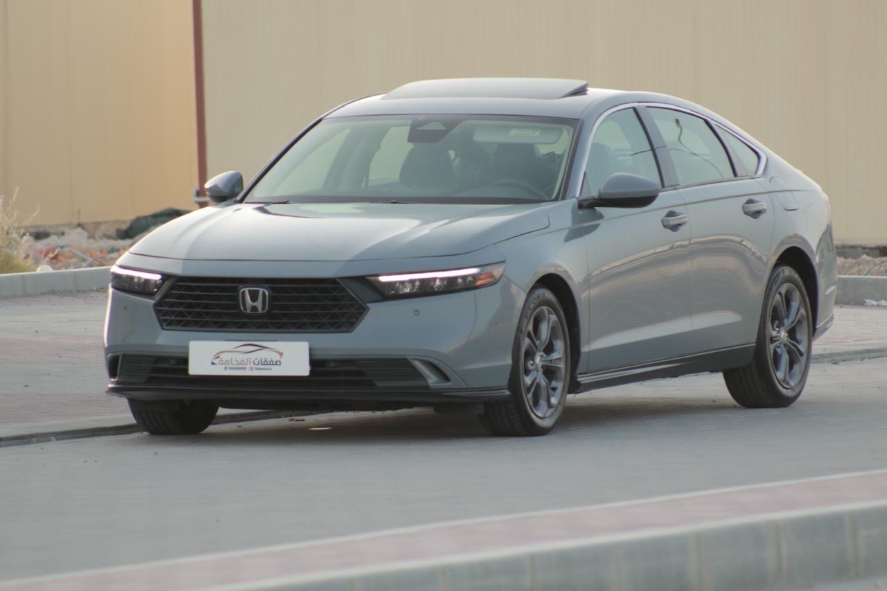 2024 Honda Accord Touring thumbnail 10