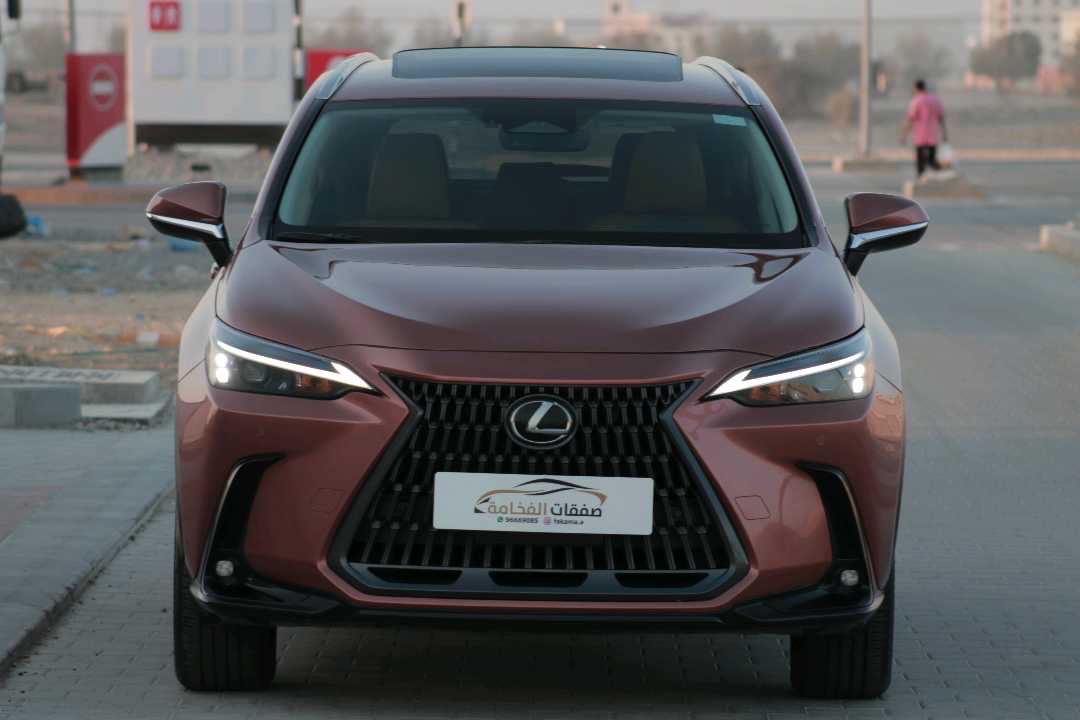 2025 Lexus NX 350 thumbnail 4
