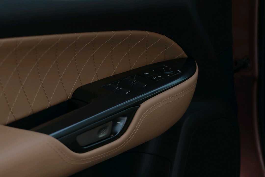 2025 Lexus NX 350 thumbnail 14