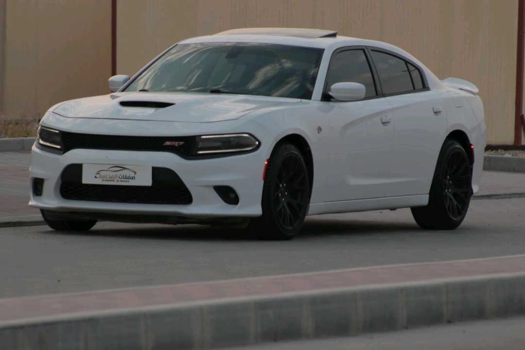2017 Dodge Charger SXT thumbnail 4