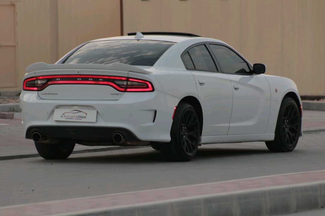 2017 Dodge Charger SXT thumbnail 10
