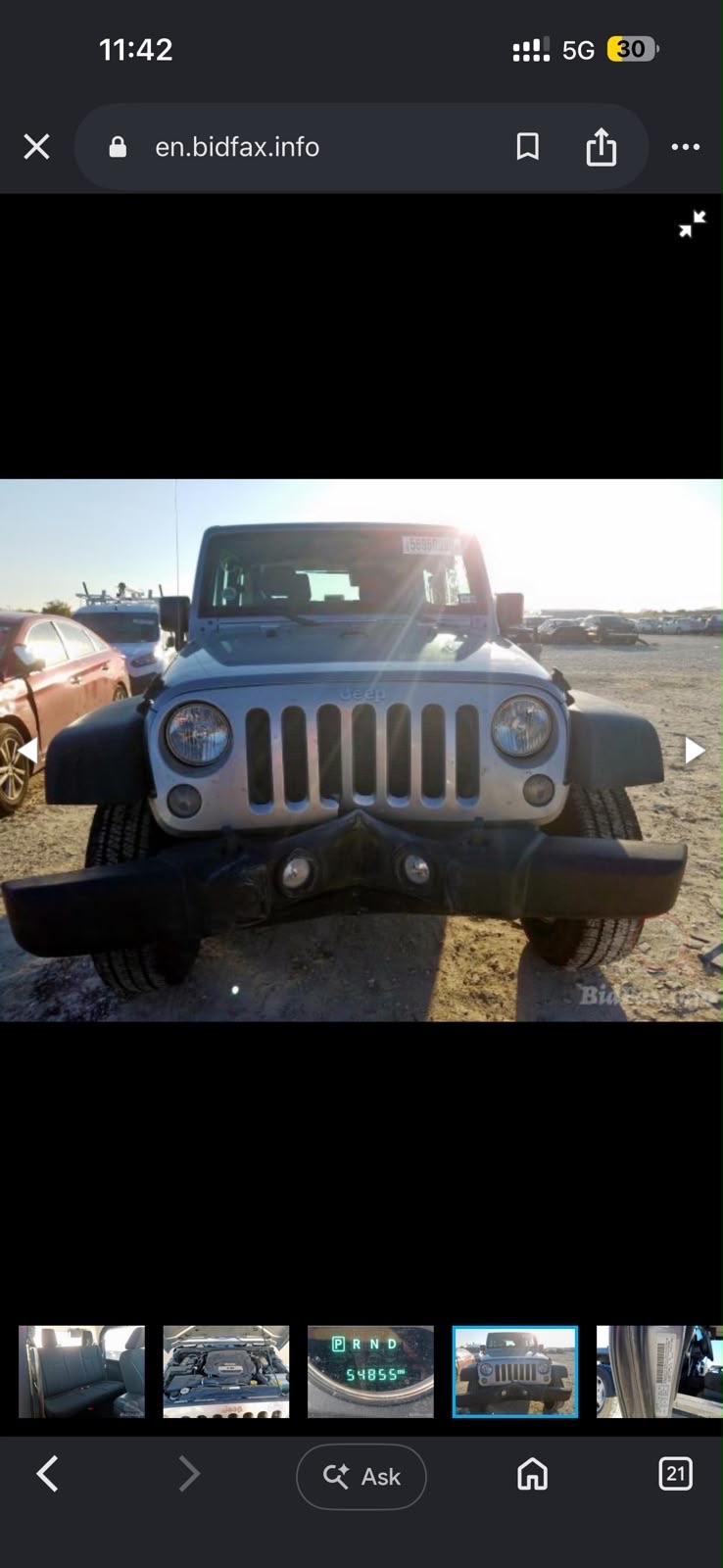 2015 Jeep Wrangler Sport thumbnail 22