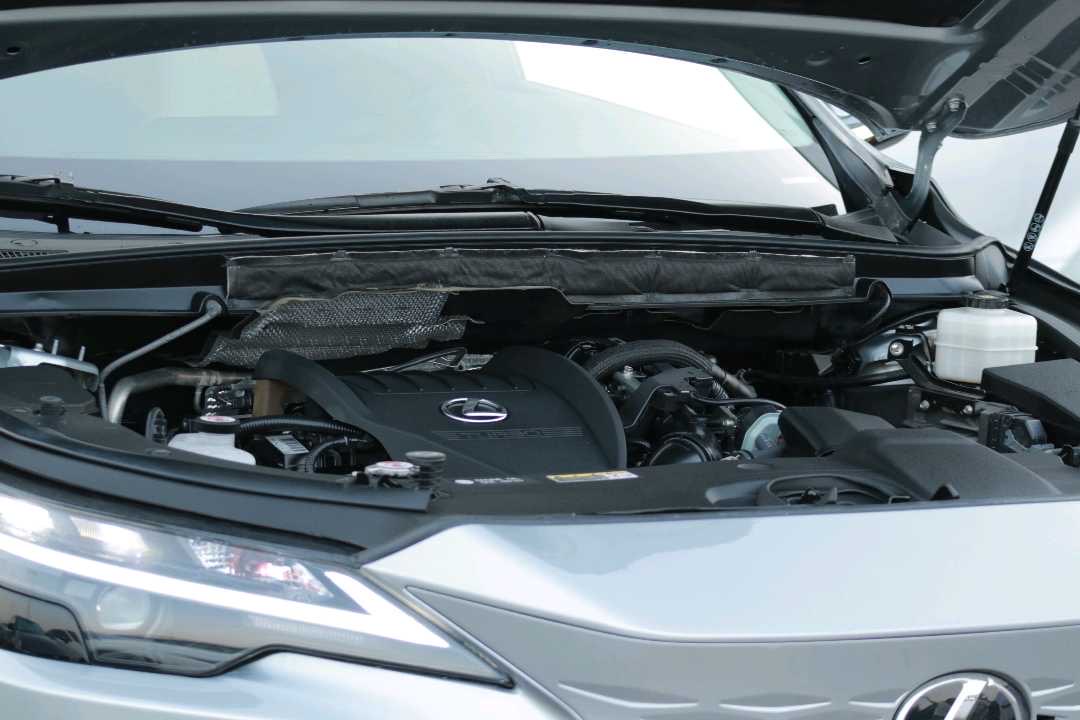 2023 Lexus RX 350 thumbnail 11