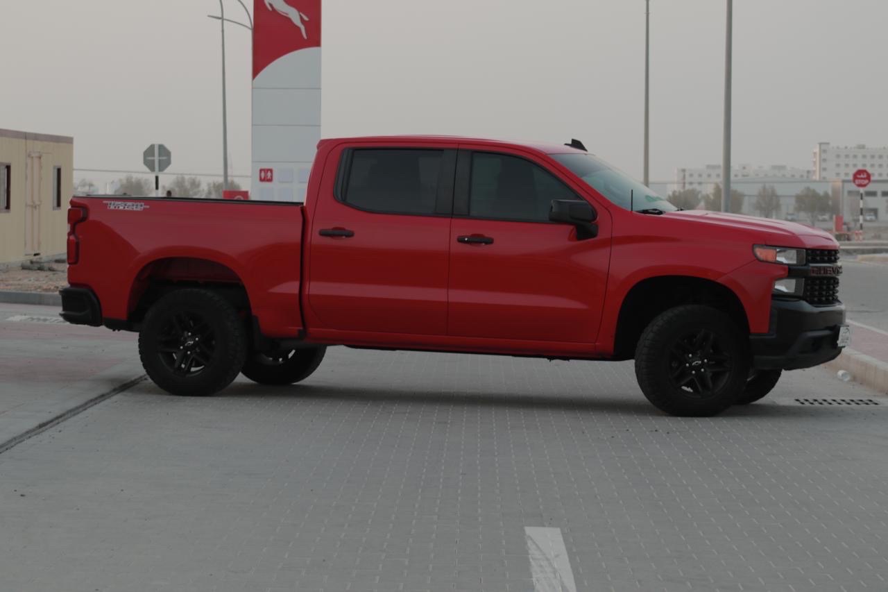 2021 Chevrolet Silverado LT thumbnail 6