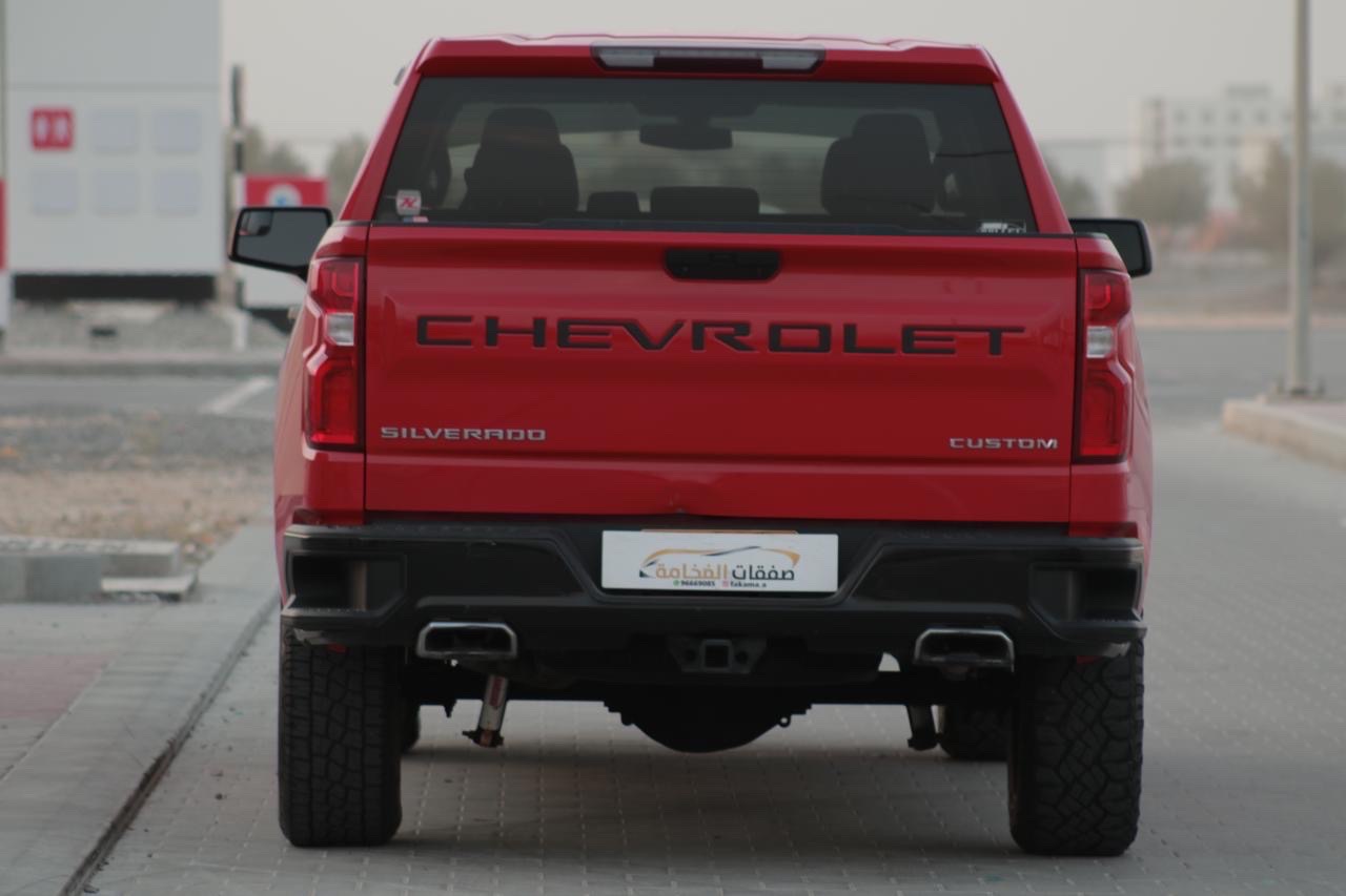 2021 Chevrolet Silverado LT thumbnail 13