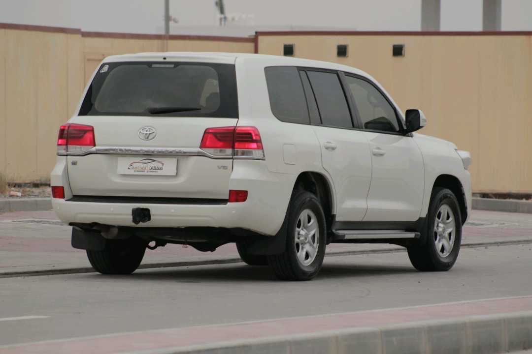 2020 Toyota Land Cruiser GX thumbnail 3