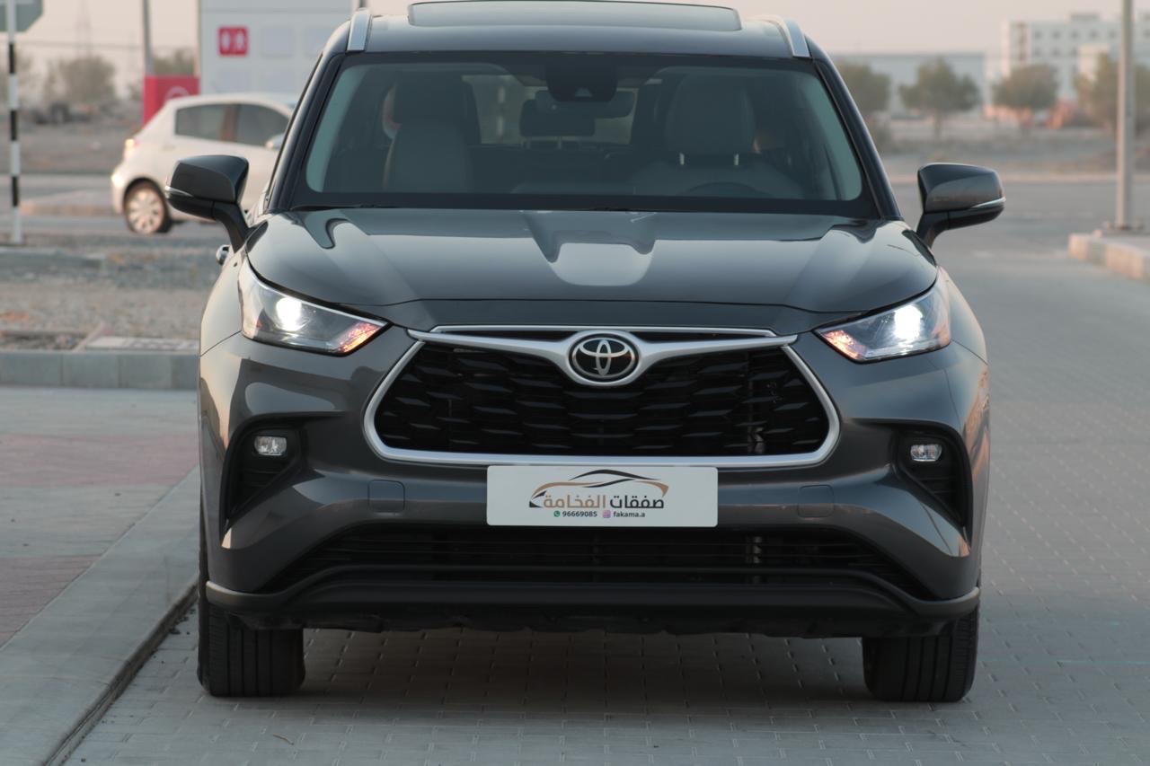 2023 Toyota Highlander Limited thumbnail 4