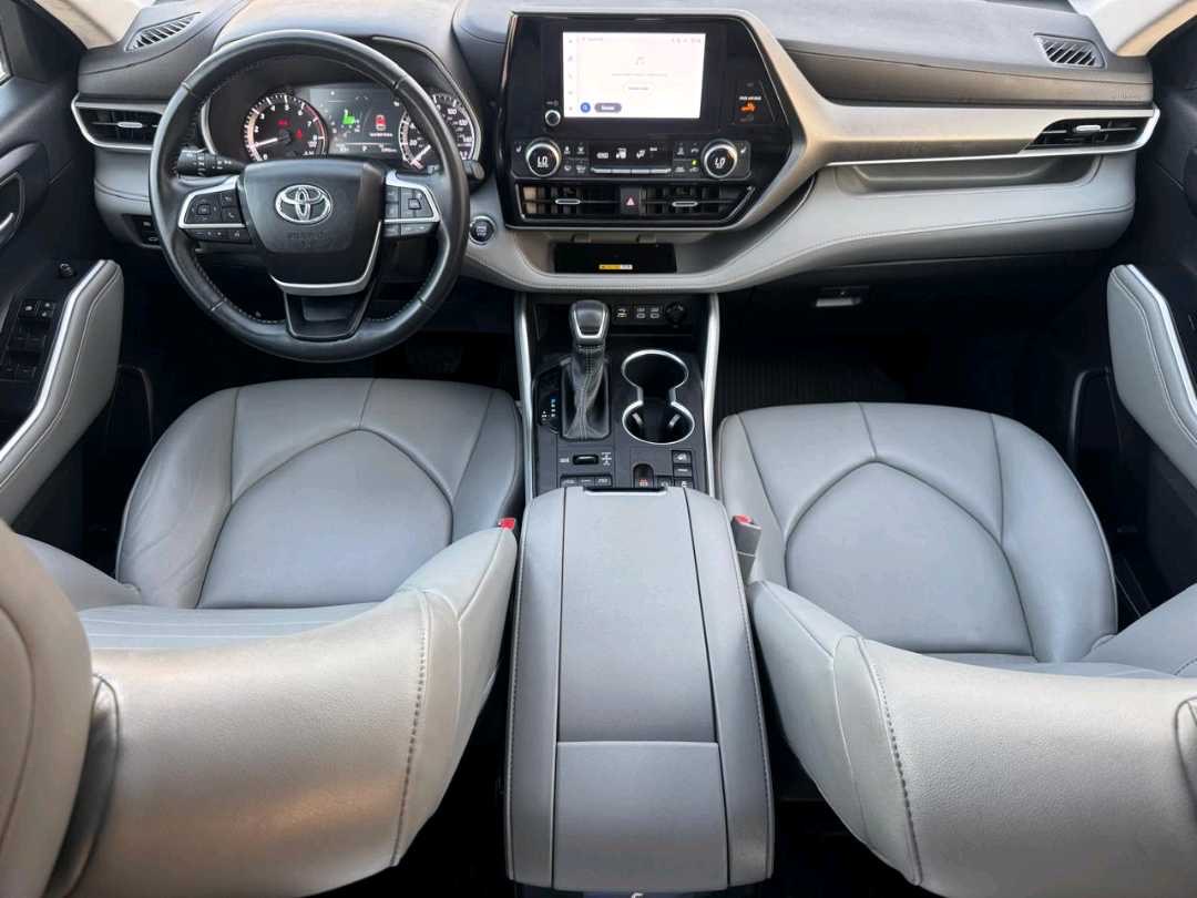 2023 Toyota Highlander Limited thumbnail 13