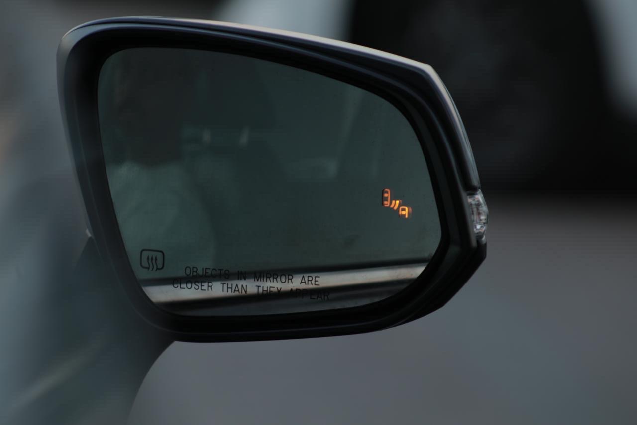 2023 Toyota Highlander Limited thumbnail 16