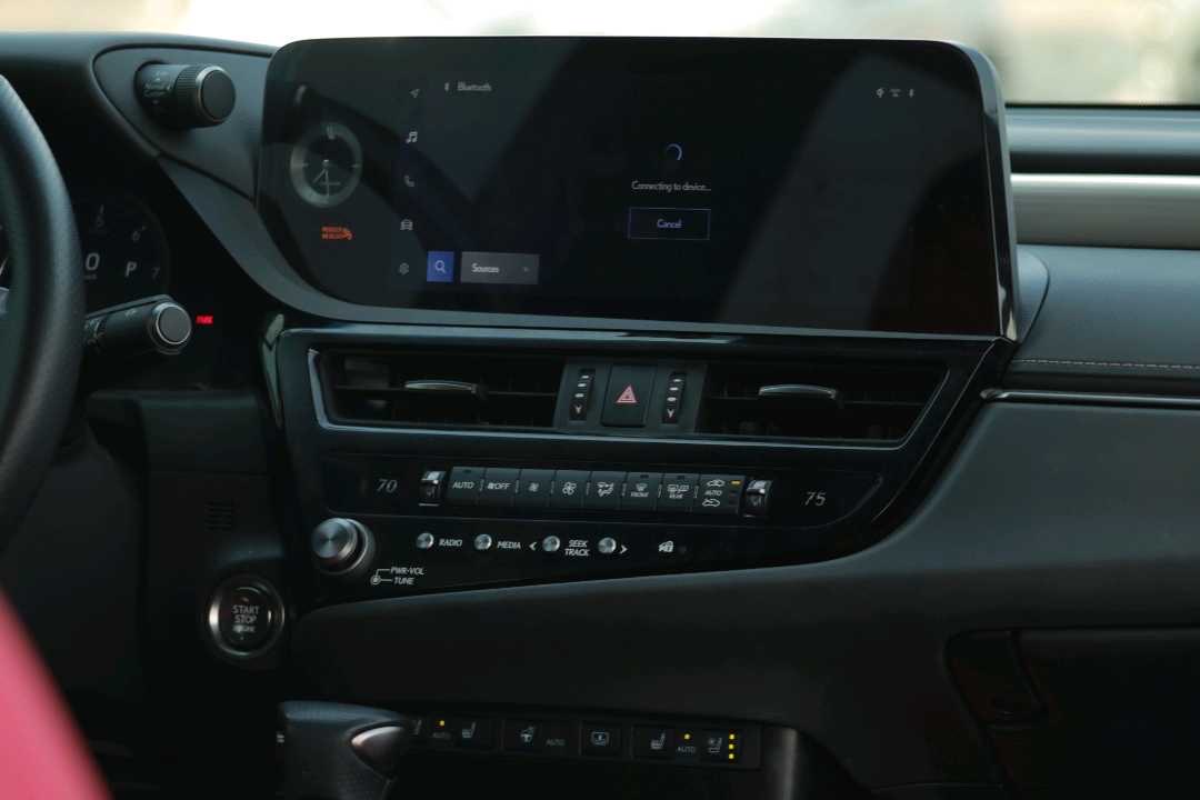 2024 Lexus ES 350 thumbnail 9