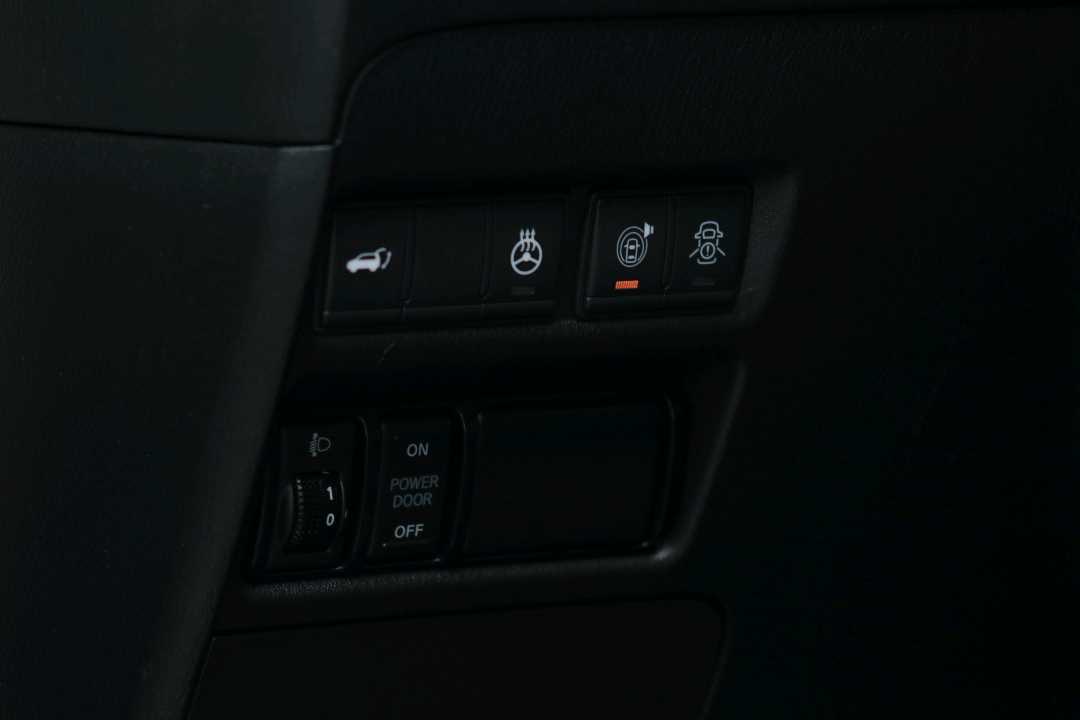 2020 Infiniti QX80 Luxe thumbnail 11