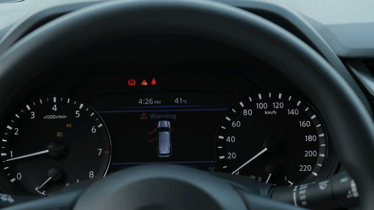 2026 Nissan Xterra X thumbnail 23