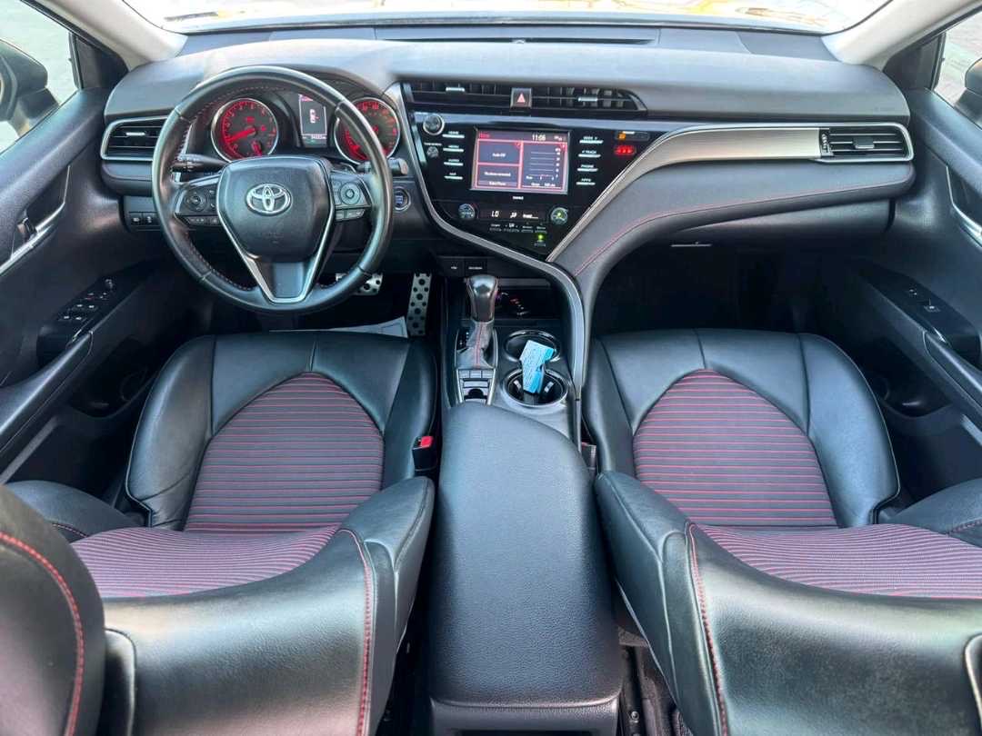 2020 Toyota Camry TRD thumbnail 3