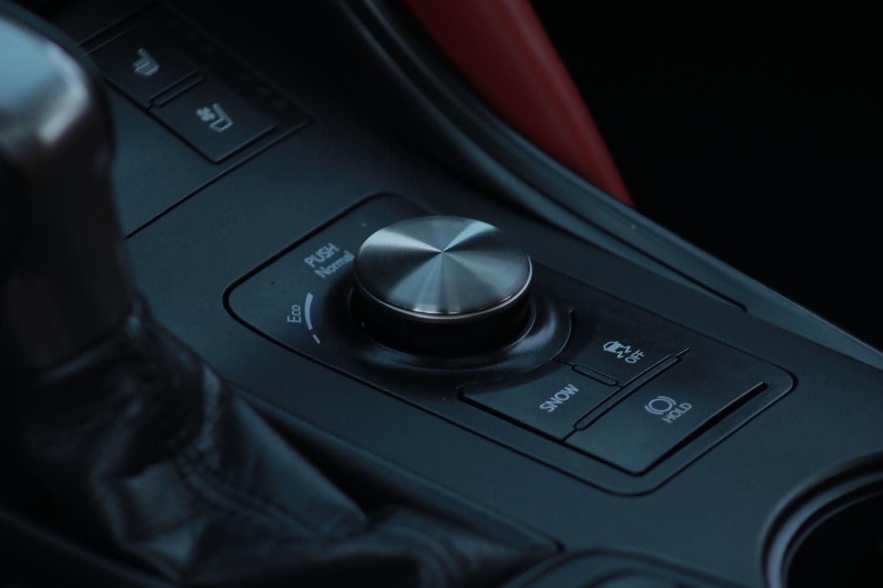 2024 Lexus IS 300 thumbnail 13