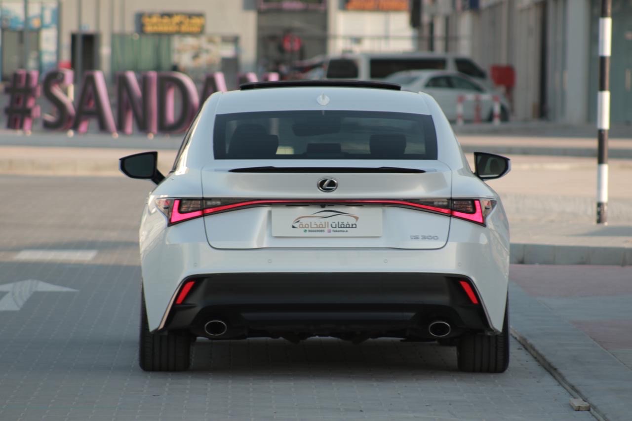 2024 Lexus IS 300 thumbnail 20