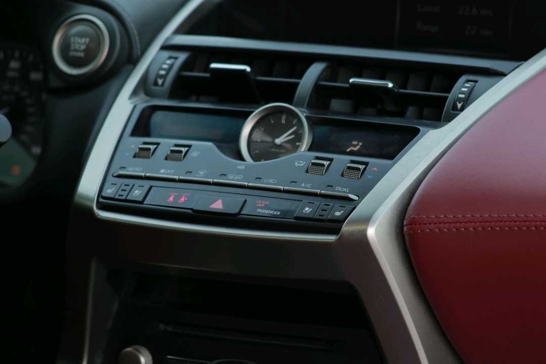 2021 Lexus NX 350 thumbnail 11