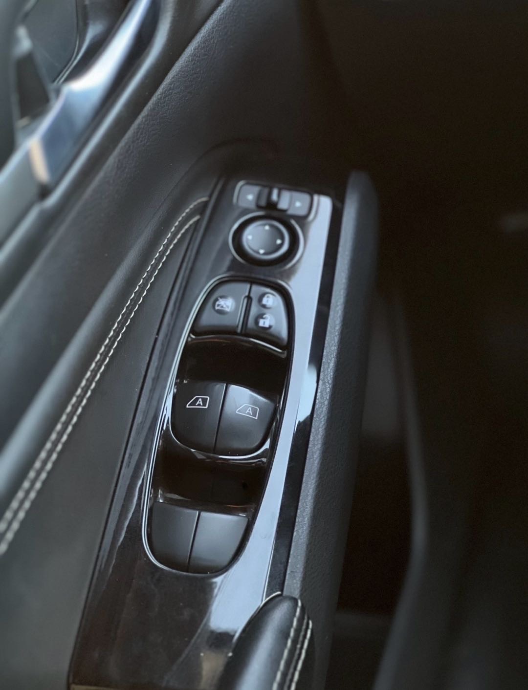2020 Nissan Altima SV thumbnail 7