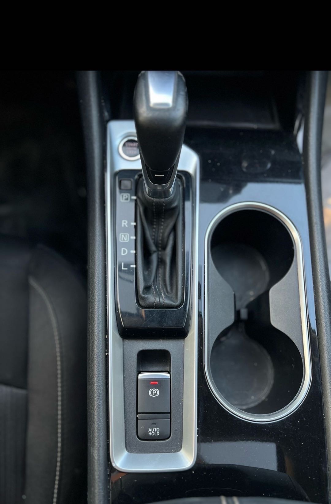 2020 Nissan Altima SV thumbnail 10