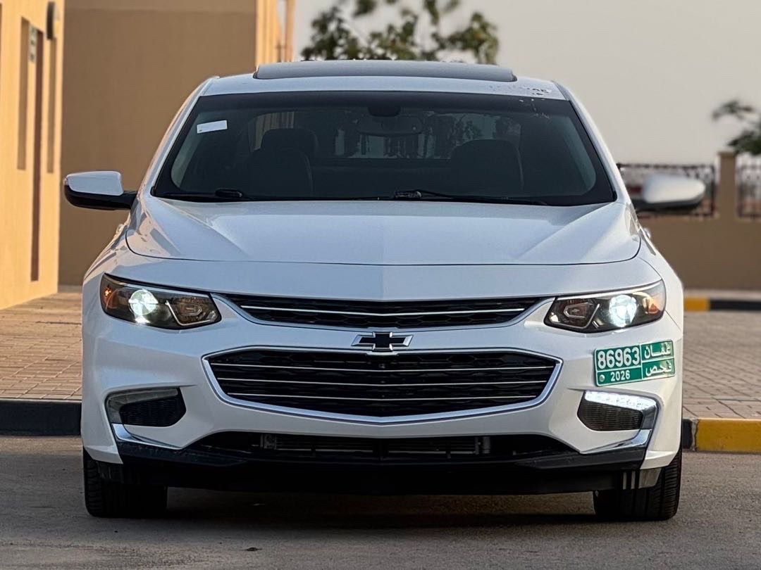 2018 Chevrolet Malibu Premier thumbnail 5