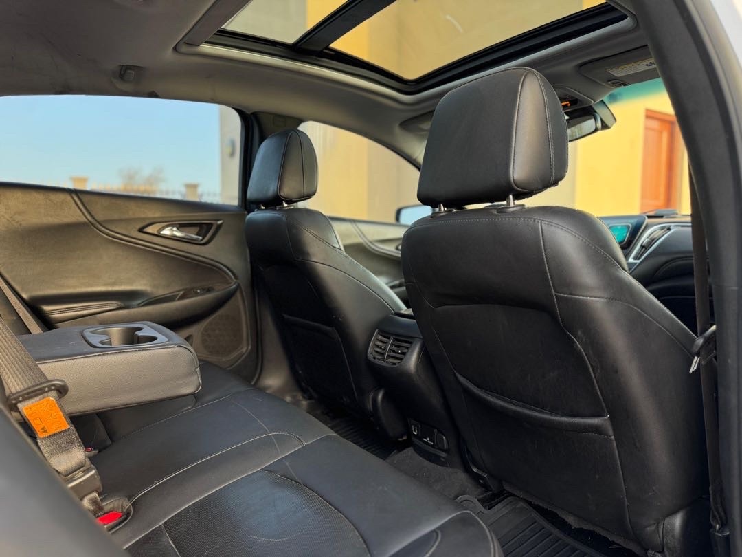 2018 Chevrolet Malibu Premier thumbnail 7