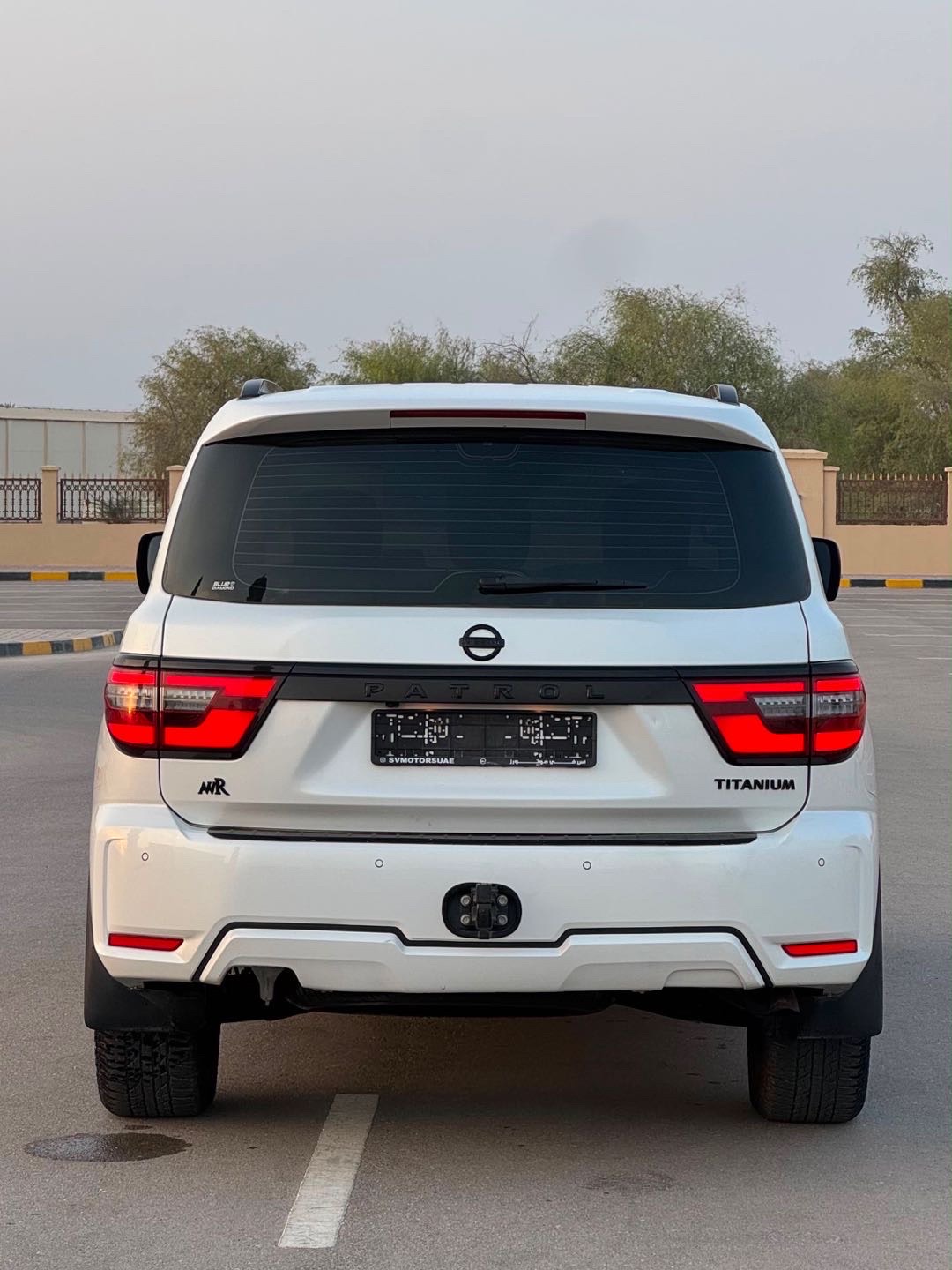 2020 Nissan Patrol Ti thumbnail 3
