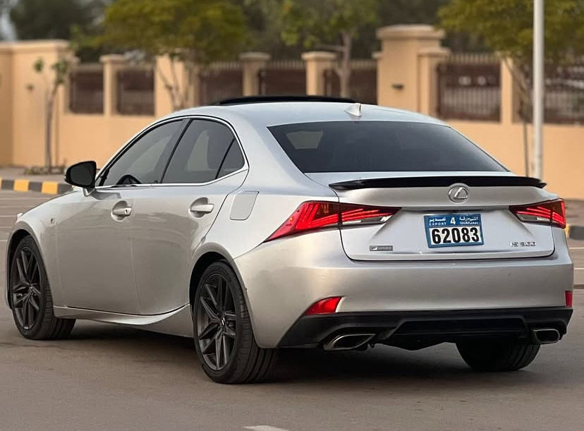 2019 Lexus IS 300 thumbnail 8