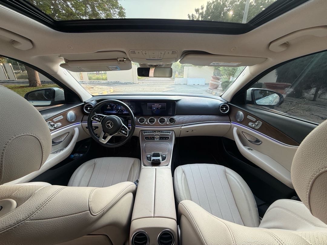 2019 Mercedes-Benz E-Class E 300 AMG Line thumbnail 11