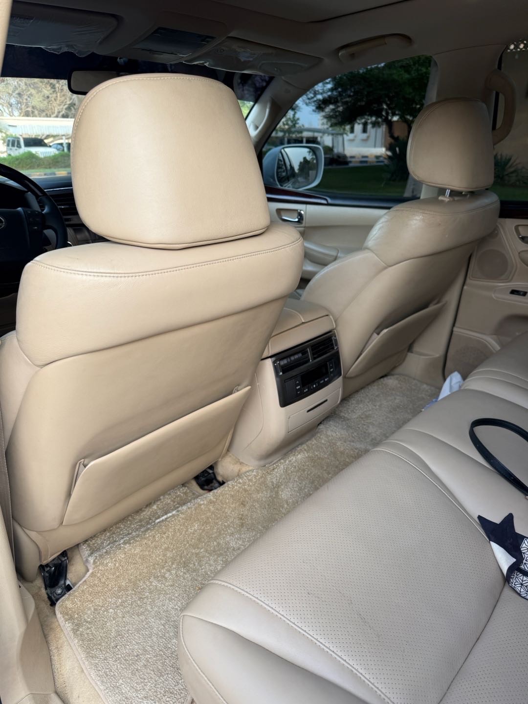 2009 Lexus LX 570 thumbnail 8