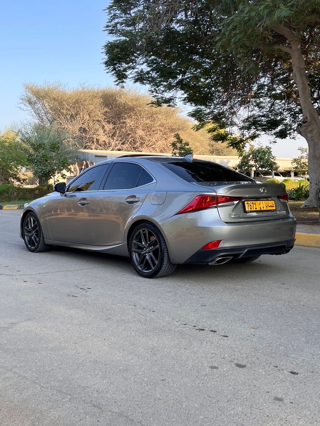 2019 Lexus IS 300 thumbnail 4