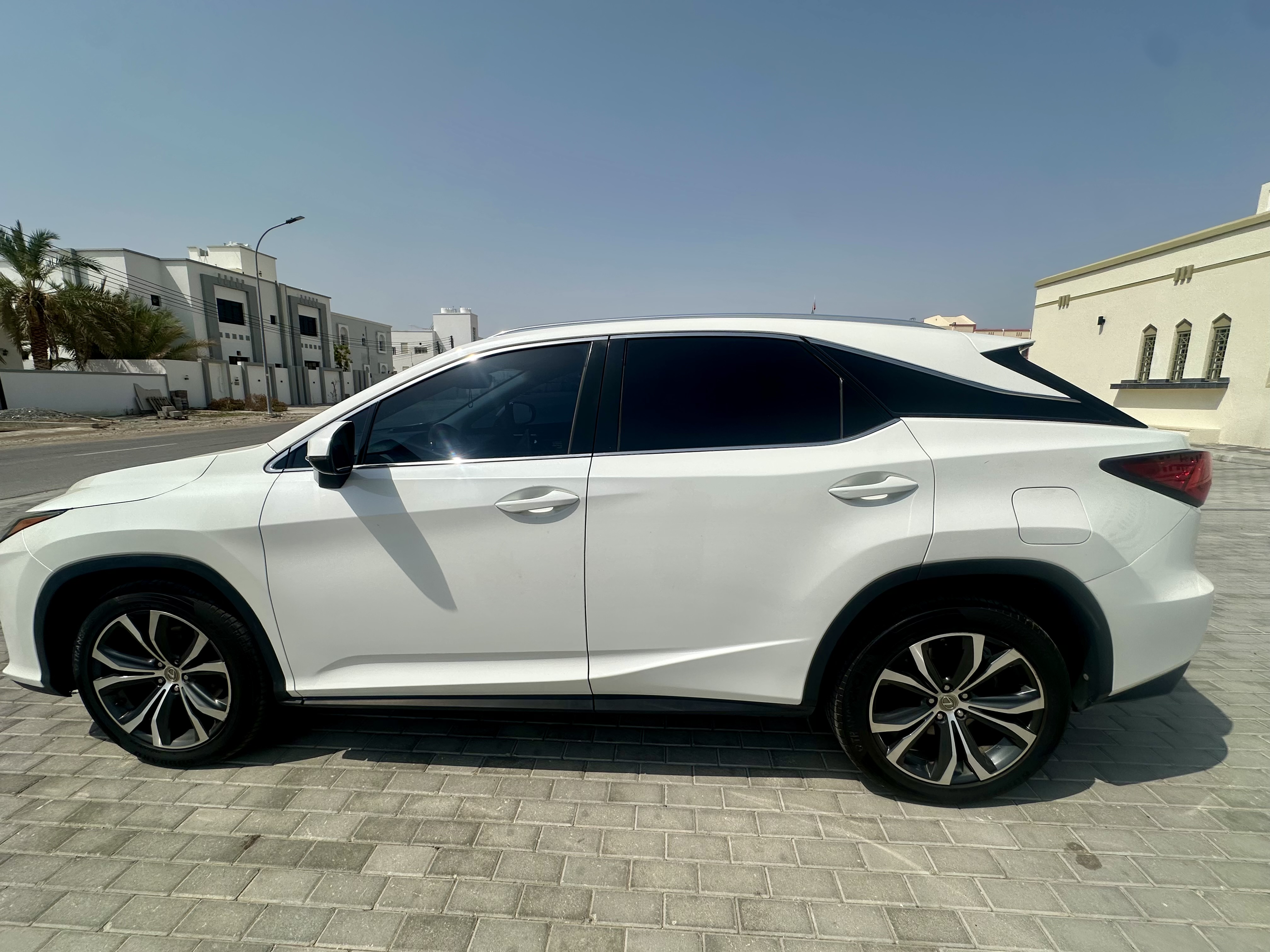 2016 Lexus RX 350 thumbnail 2