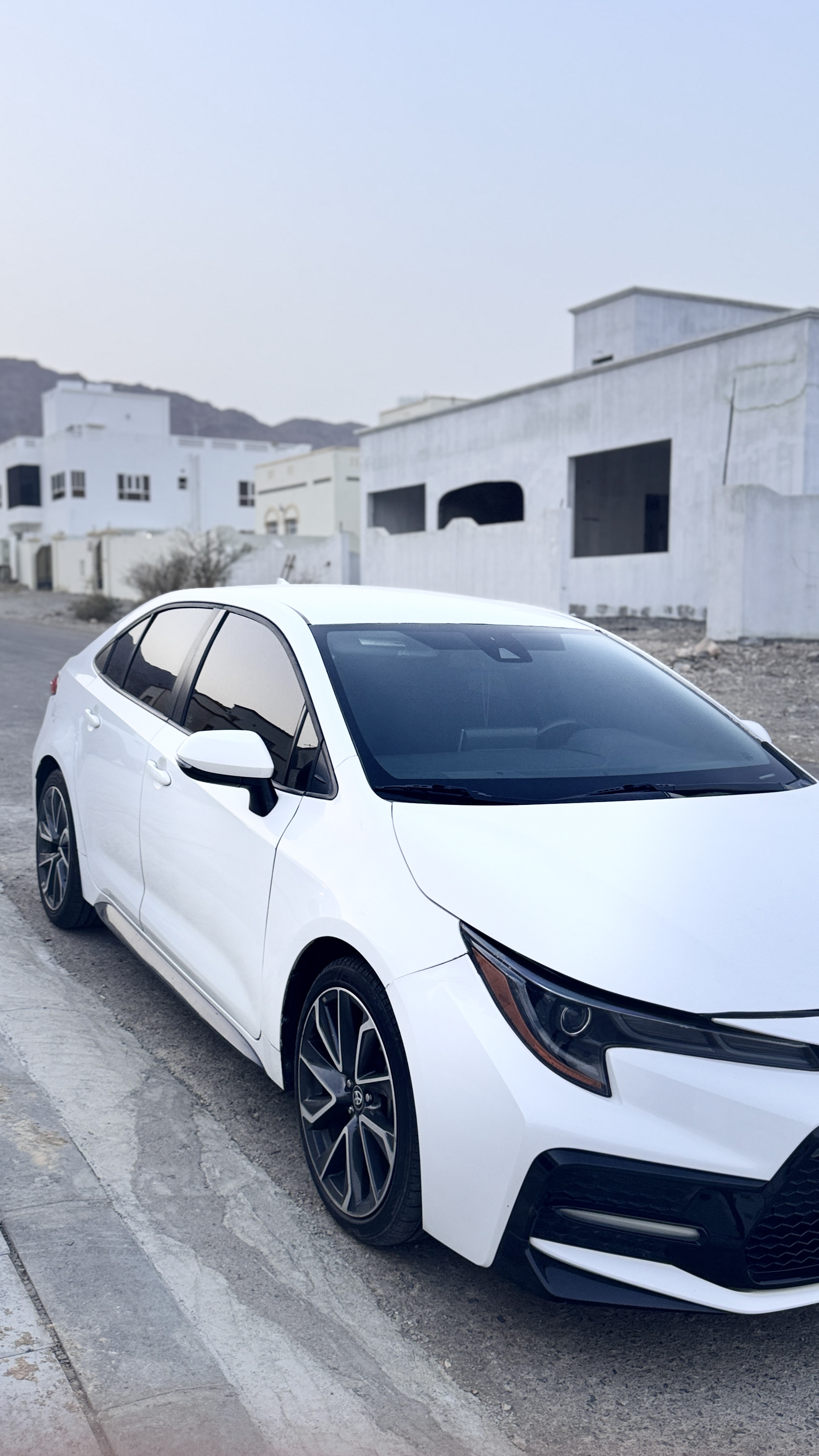 2020 Toyota Corolla SE thumbnail 6
