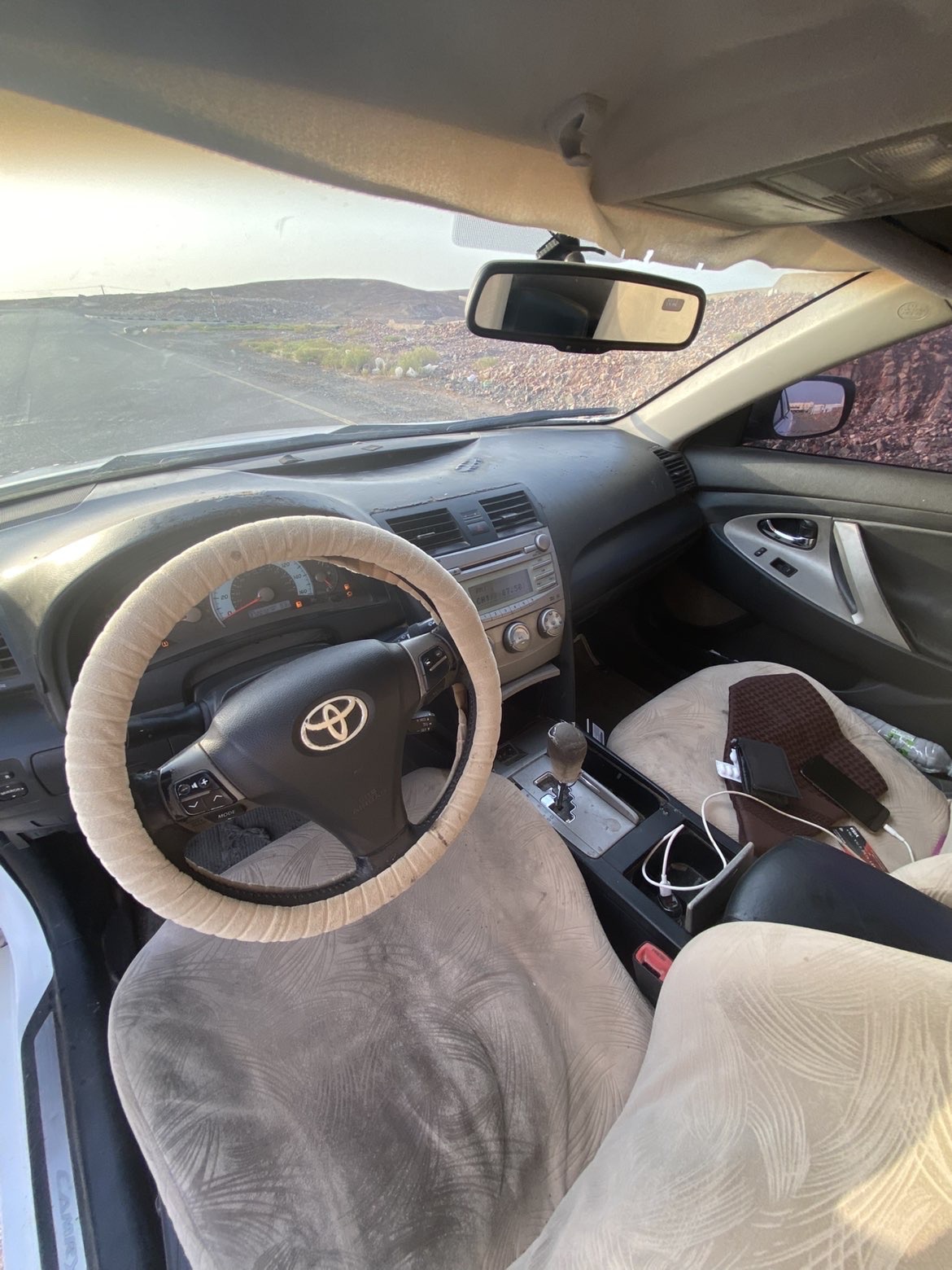 2011 Toyota Camry LE thumbnail 7