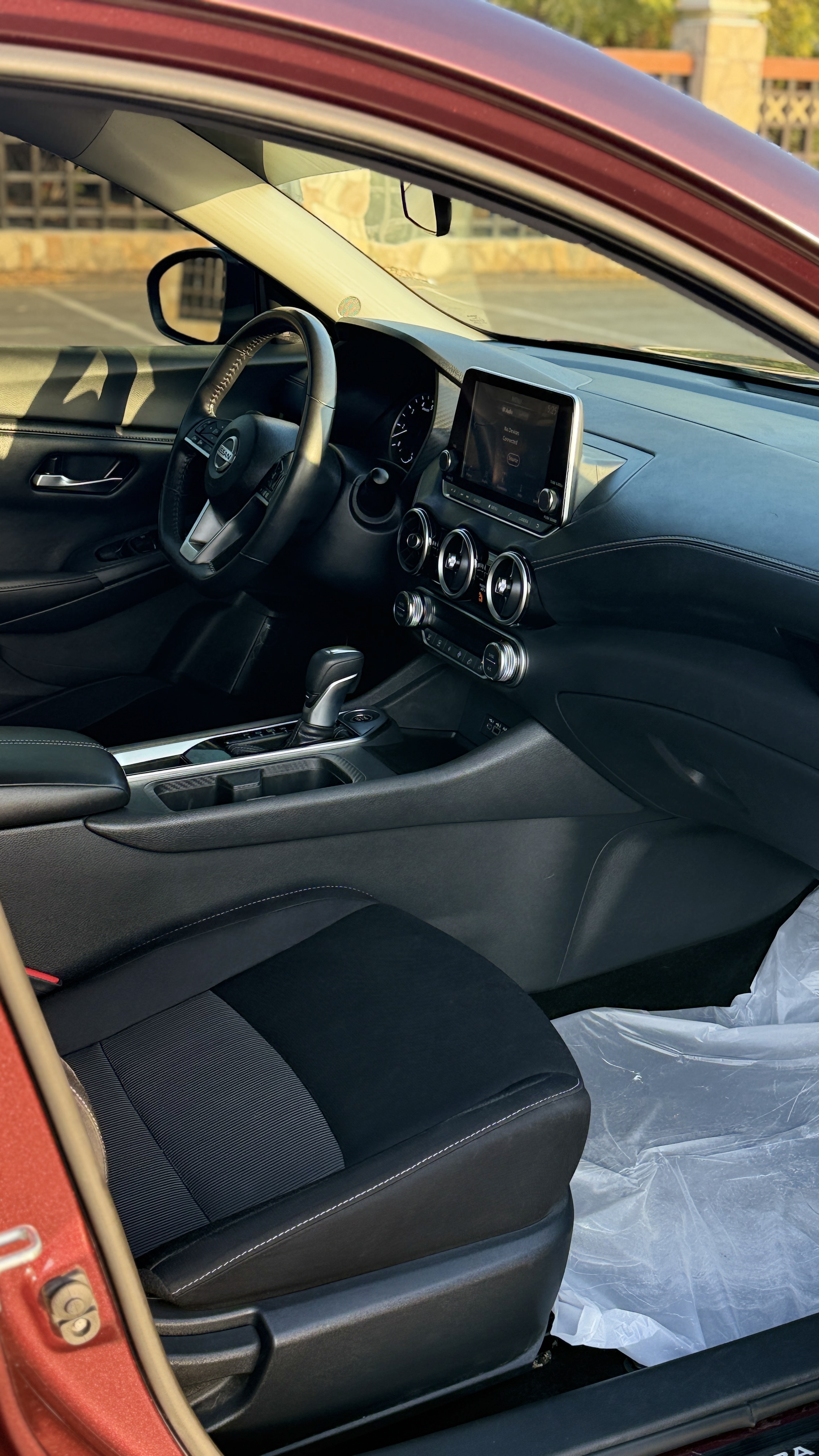 2021 Nissan Sentra SV thumbnail 6