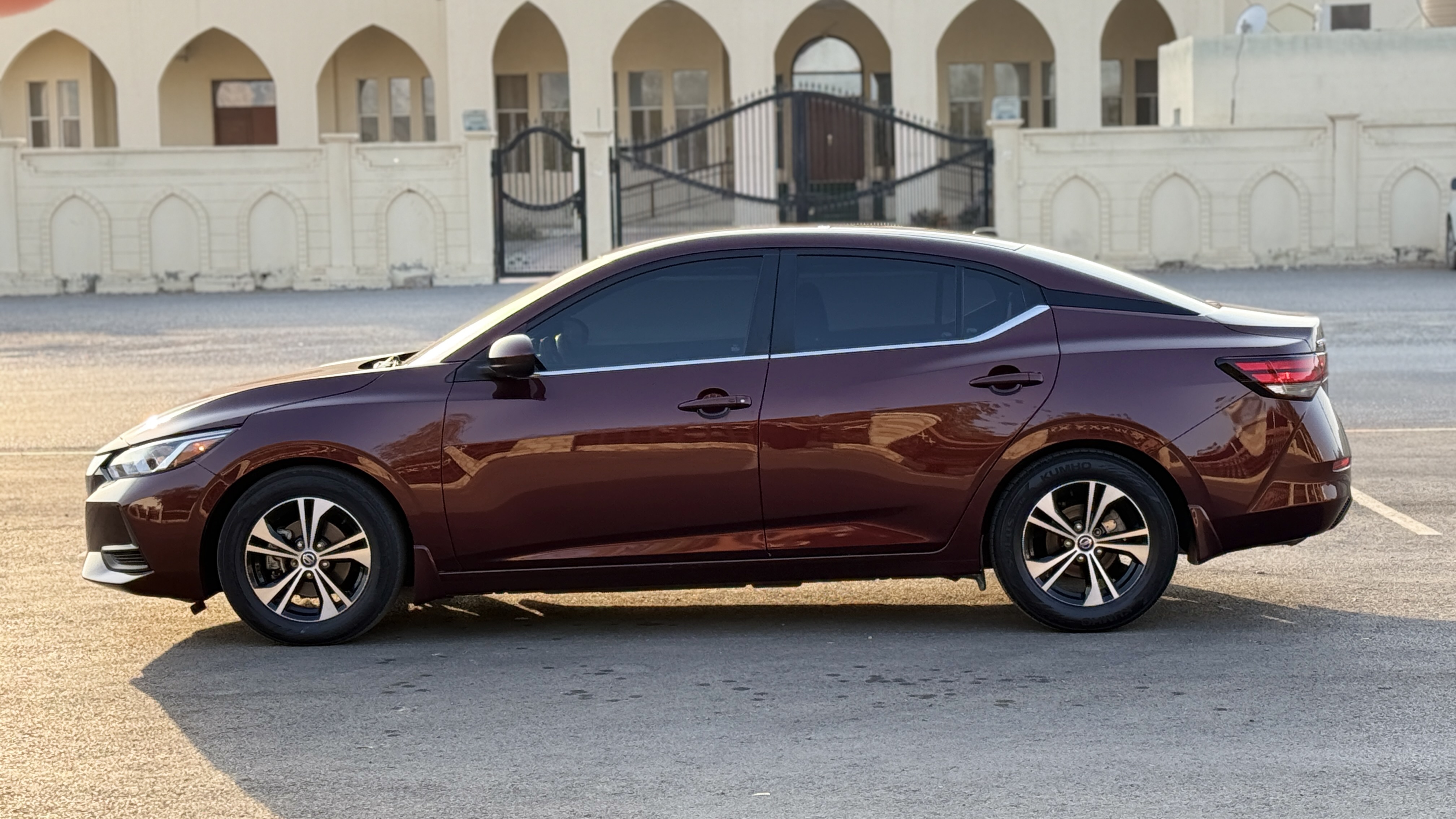 2021 Nissan Sentra SV thumbnail 11
