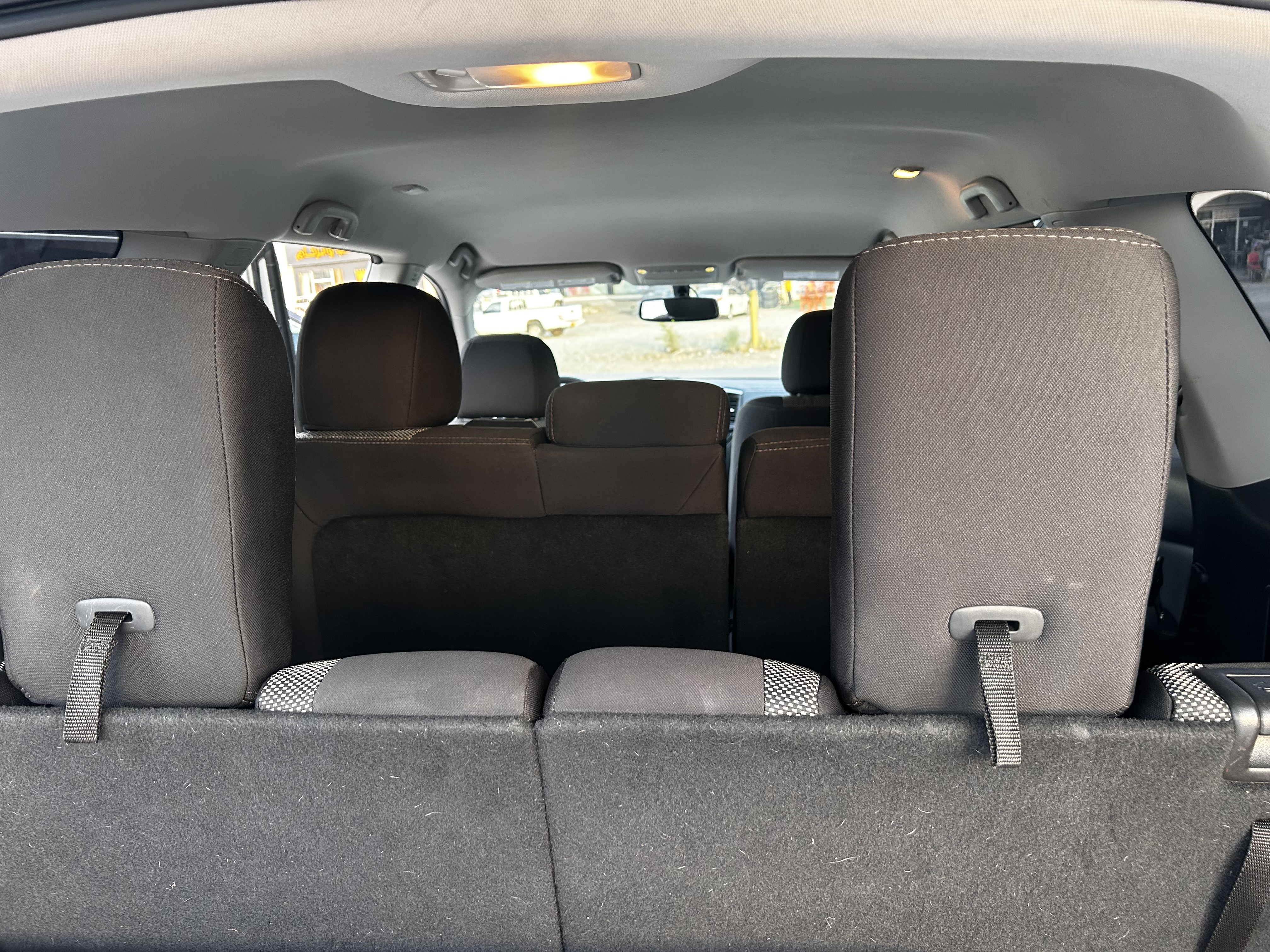 2018 Nissan Pathfinder SV thumbnail 4