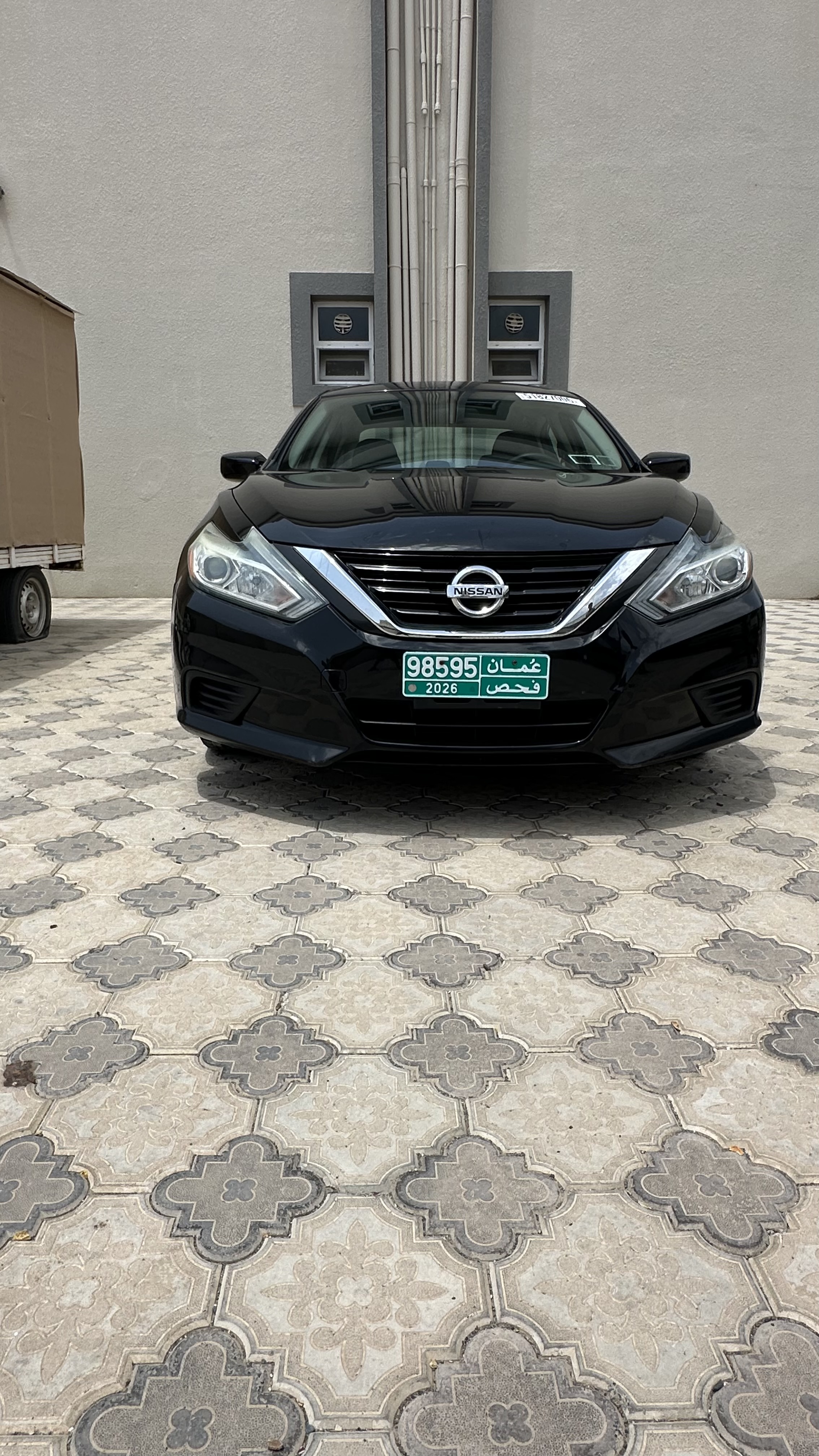 2018 Nissan Altima S thumbnail 2