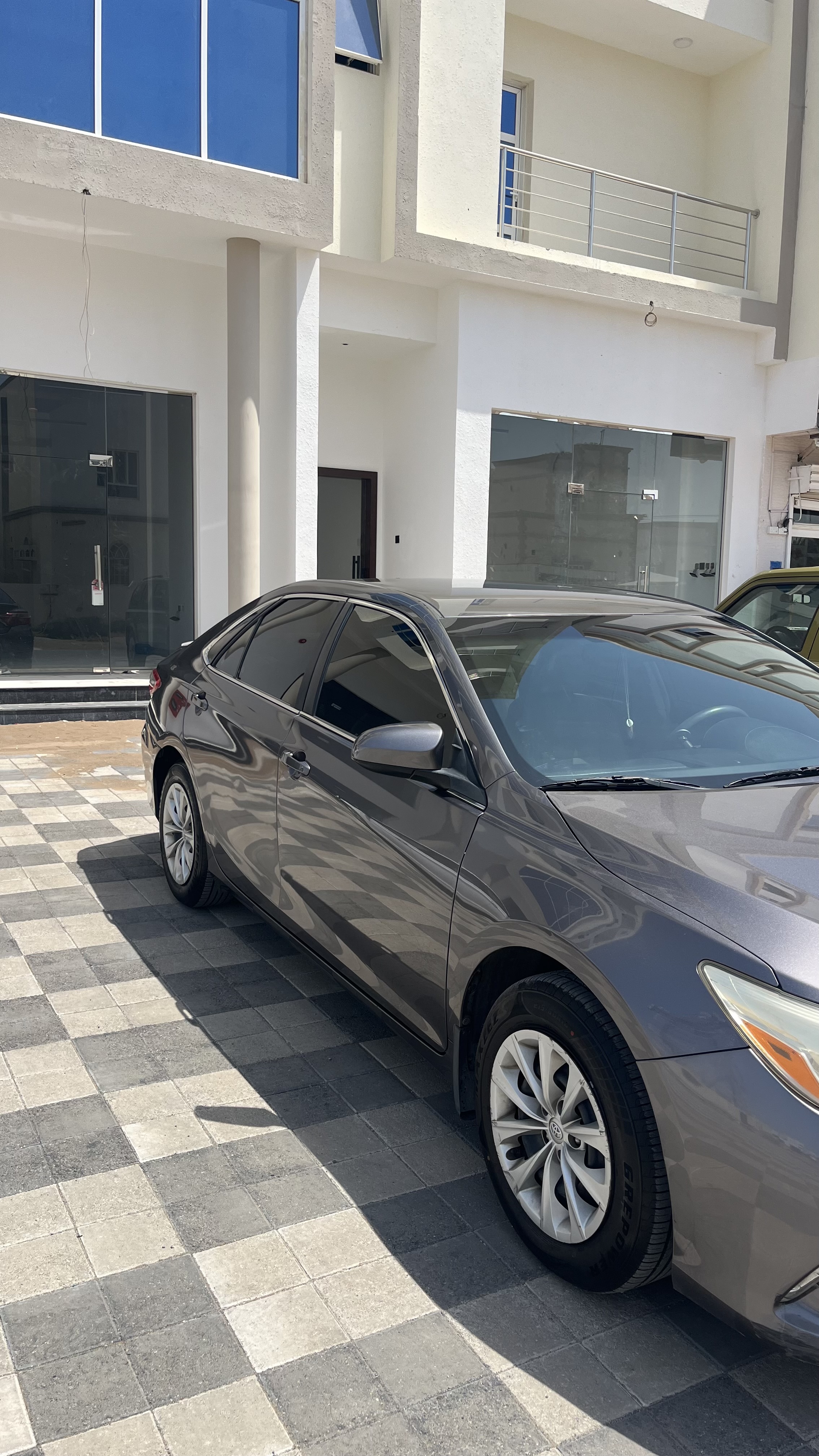 2015 Toyota Camry LE thumbnail 10