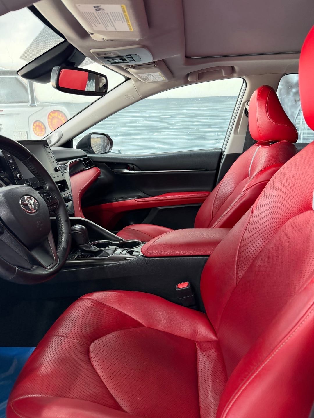 2021 Toyota Camry XSE thumbnail 8