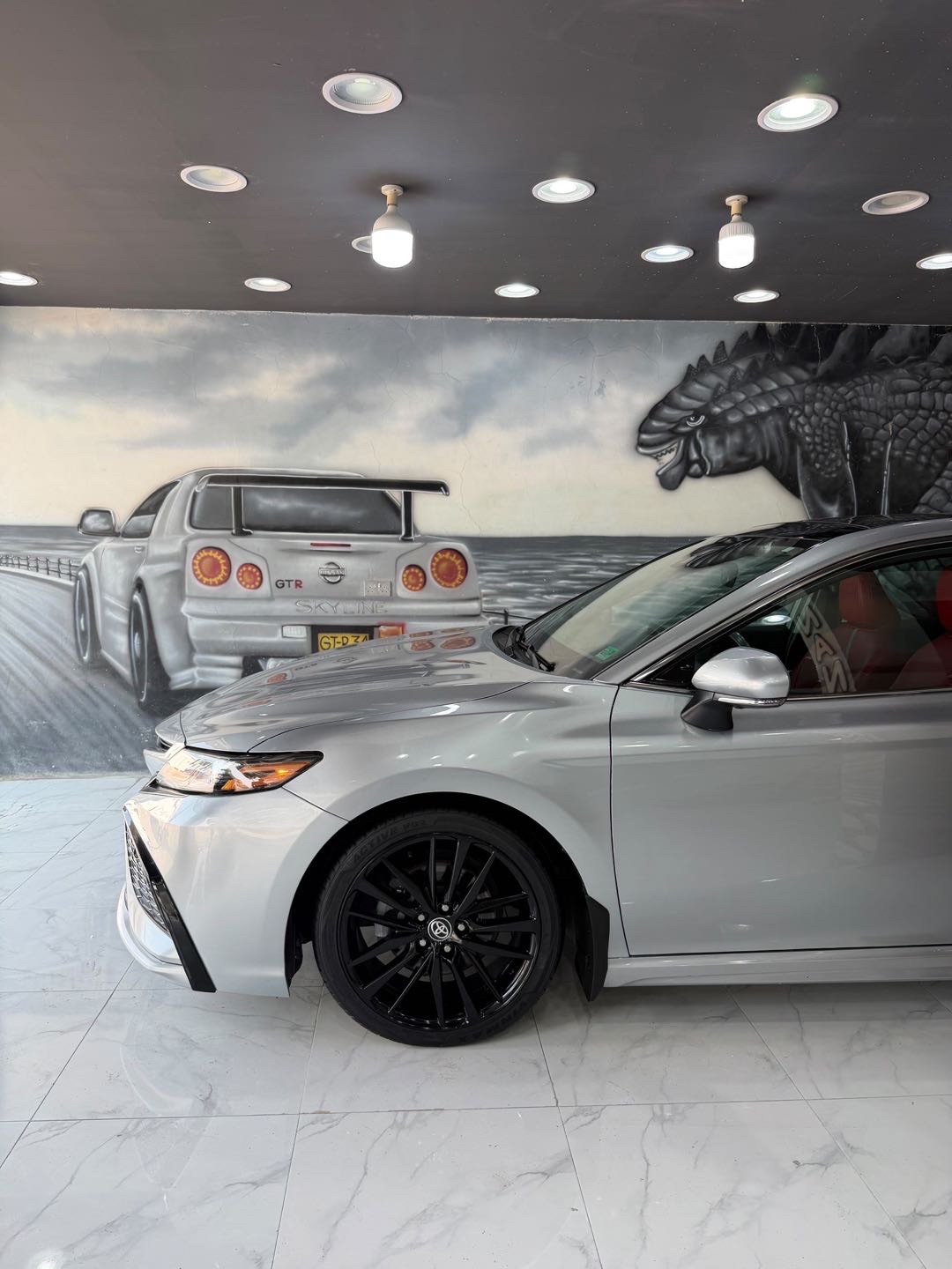 2021 Toyota Camry XSE thumbnail 15