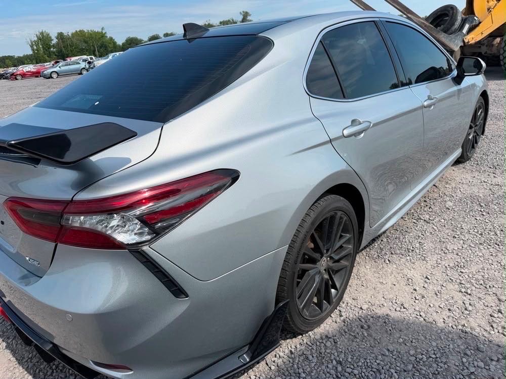 2021 Toyota Camry XSE thumbnail 18