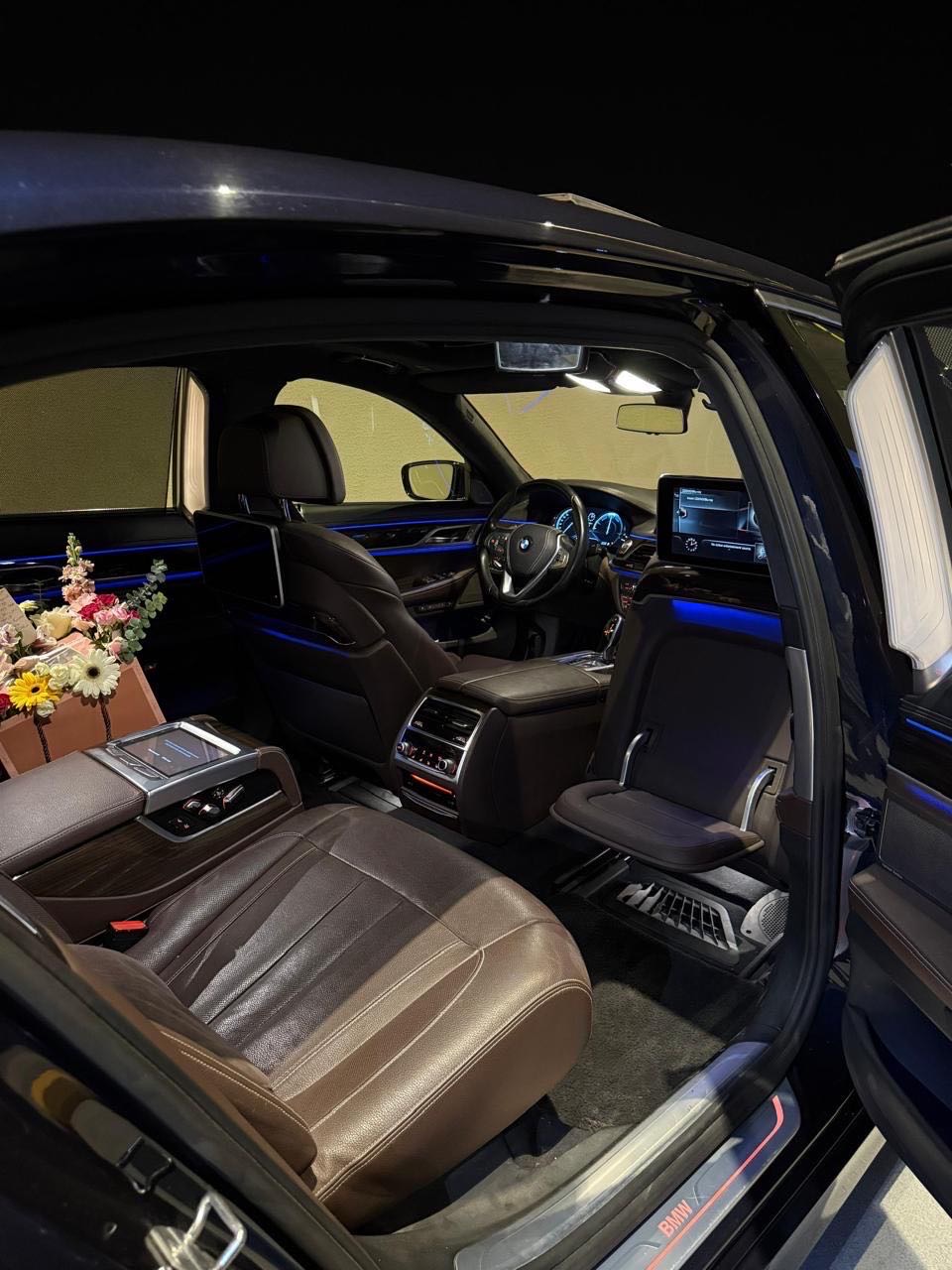 2016 BMW 7 Series 740Li thumbnail 3