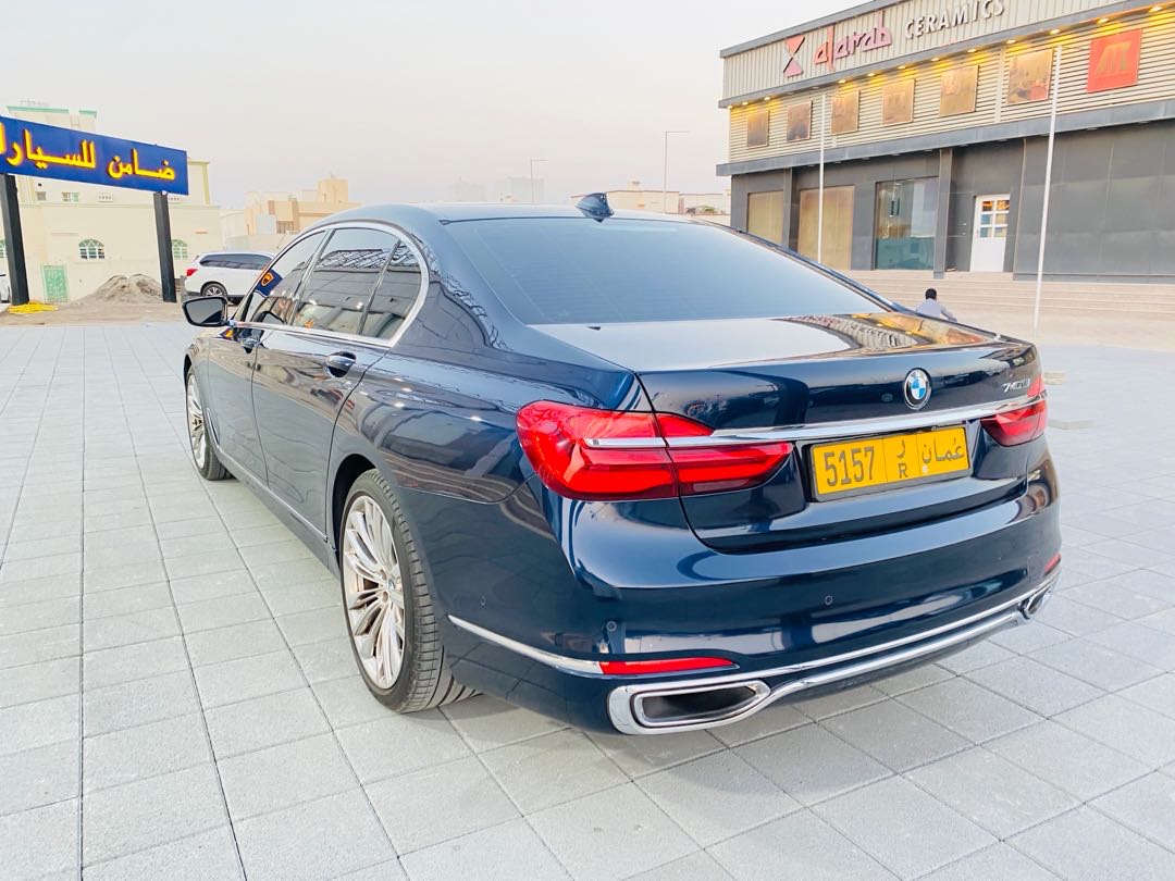 2016 BMW 7 Series 740Li thumbnail 6